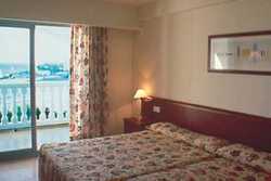gran hotel las fuentes habitacion